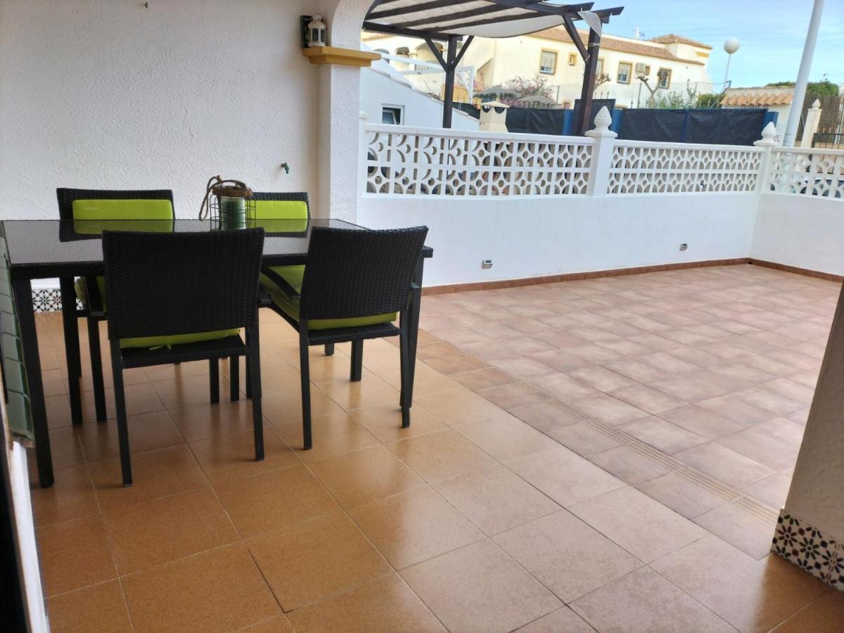Aitana Apartment Гран Алакант Екстериор снимка