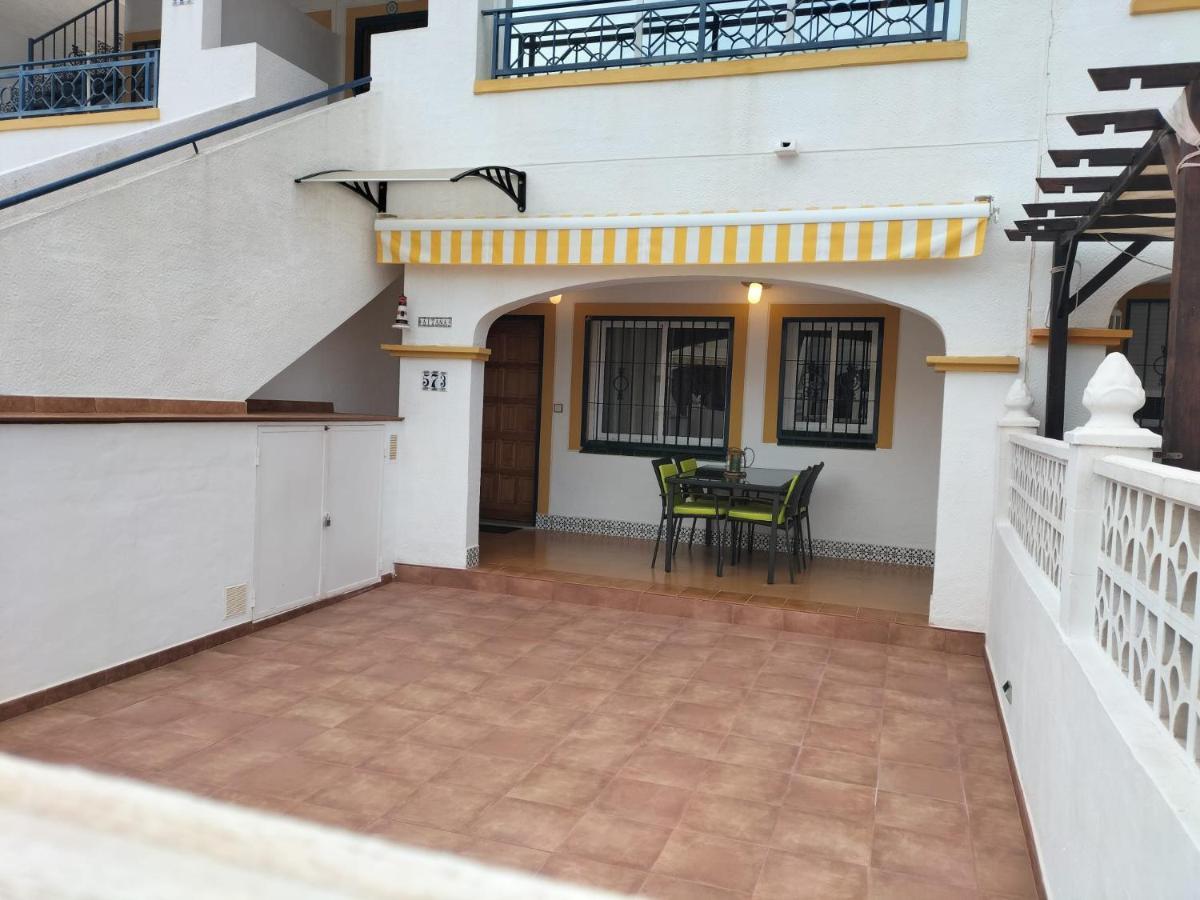 Aitana Apartment Гран Алакант Екстериор снимка