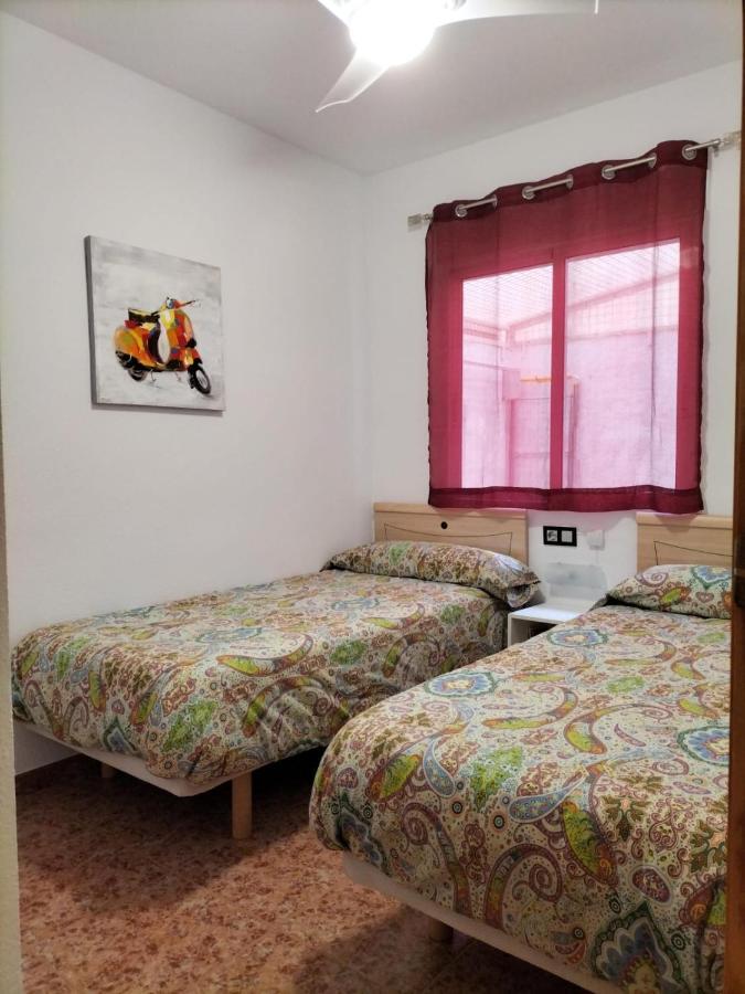Aitana Apartment Гран Алакант Екстериор снимка