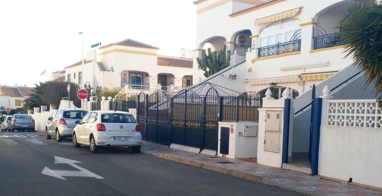 Aitana Apartment Гран Алакант Екстериор снимка